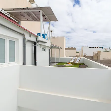 In Palmas Near Canteras 度假居